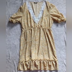 SHEIN Yellow Floral Mini Dress with Lace V-Neck